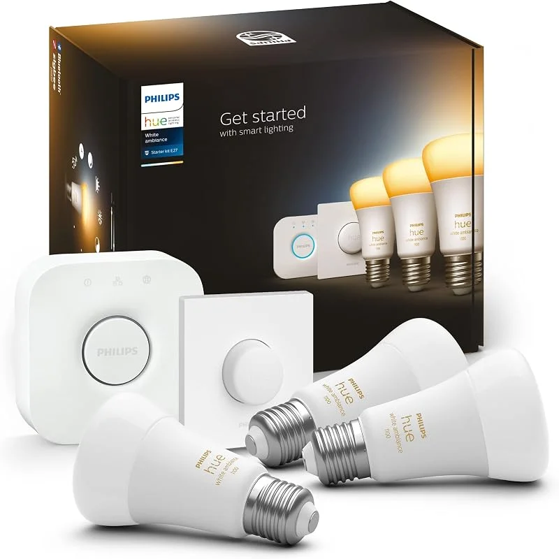 Philips Hue White and Ambiance startpaket (3 x E27 + Hue Bridge + Hue Smart Button): 1100 lumen, 8W, Zigbee & BT, 2200-6500 Kelvin, röststyrning med Amazon Alexa, Google Home Assistant och Siri — Smarta hem