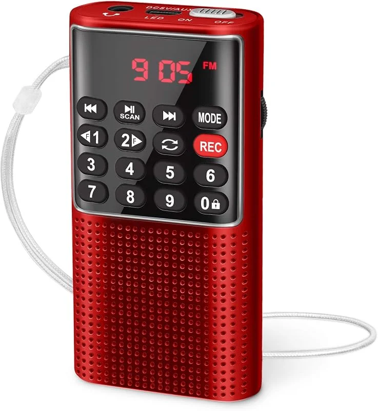 PRUNUS J-328 Mini Bärbar Radio, Digital FM-spelare med Inspelningsfunktion, MP3-spelare för SD, TF, AUX, Uppladdningsbart Batteri och Låsknapp för Promenader & Resor (Röd) — Portabel digital och ljud